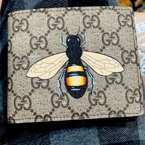 Gucci wallet. Looking to sell fast